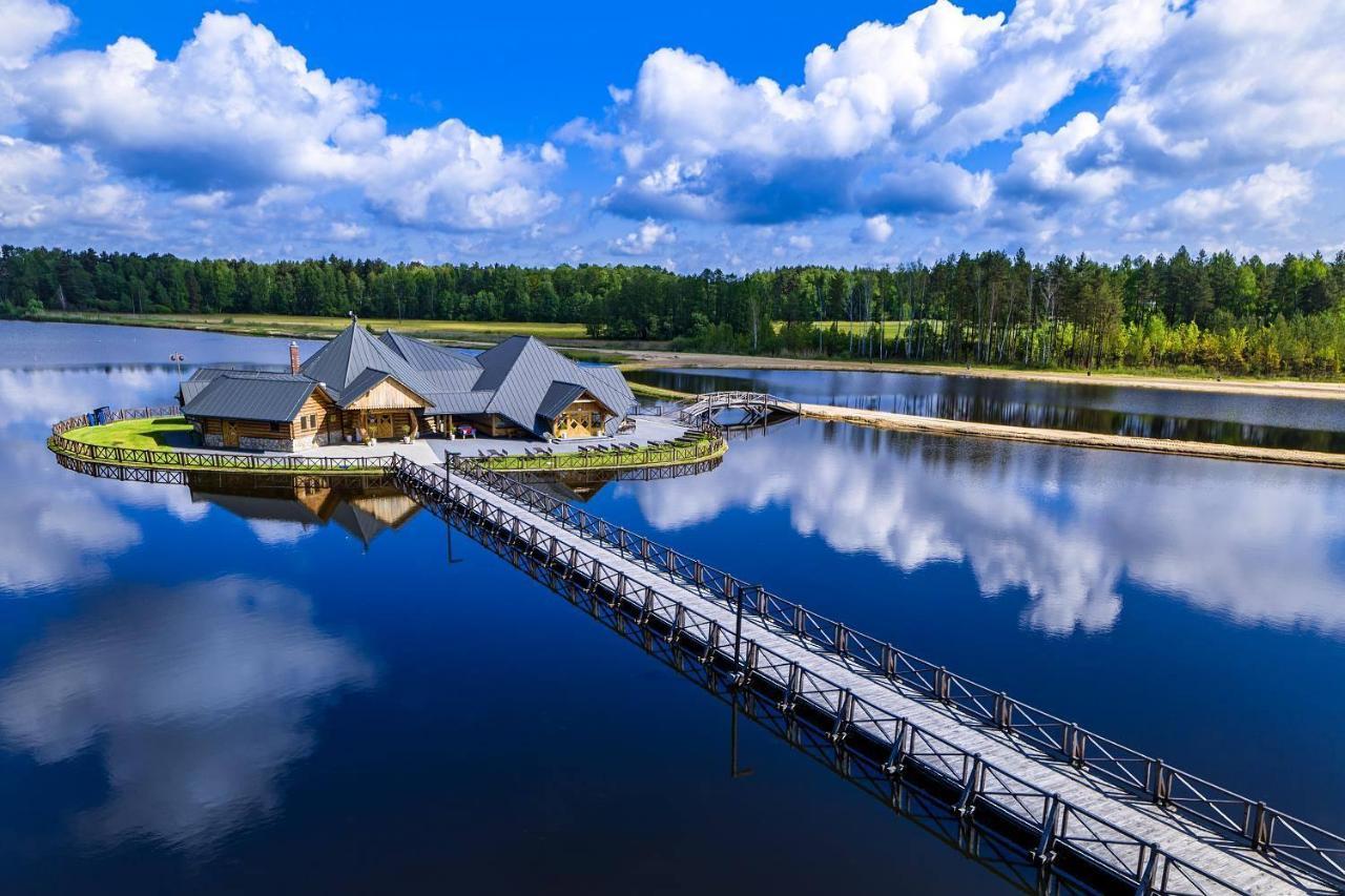 Debowy Dwor Hotel Ruda Rozaniecka Exterior photo