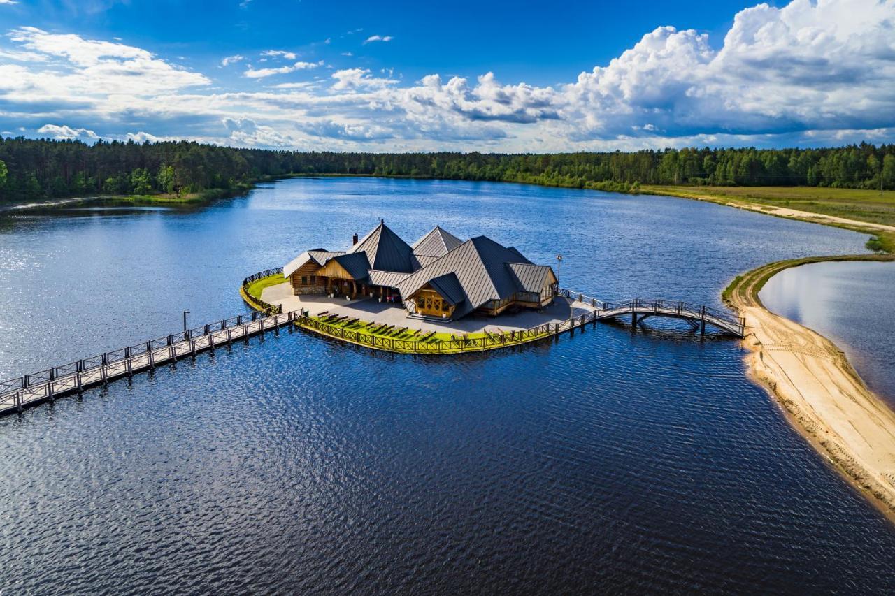 Debowy Dwor Hotel Ruda Rozaniecka Exterior photo