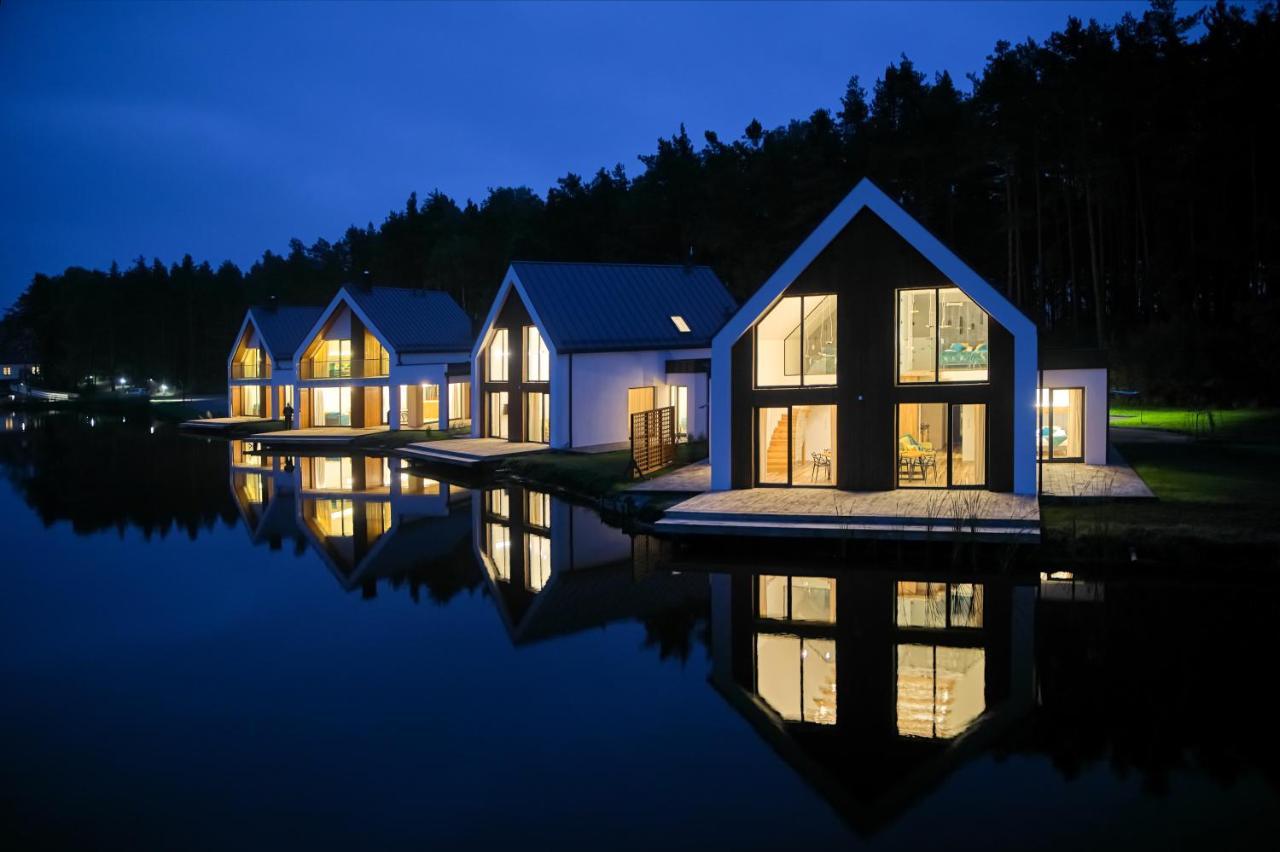 Debowy Dwor Hotel Ruda Rozaniecka Exterior photo
