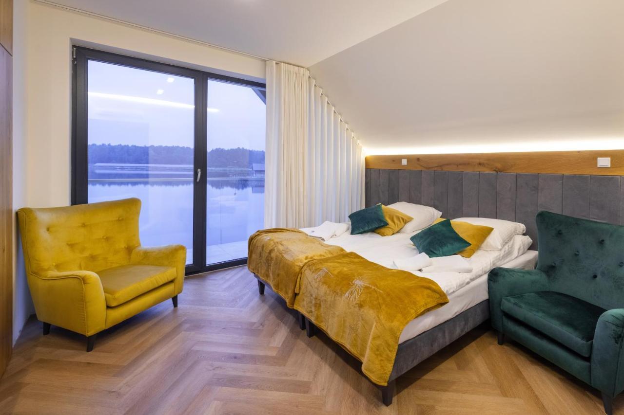 Debowy Dwor Hotel Ruda Rozaniecka Exterior photo