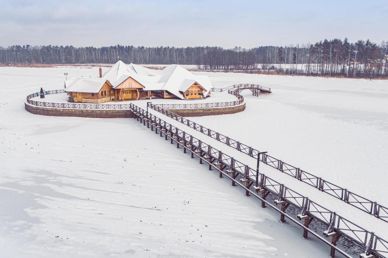 Debowy Dwor Hotel Ruda Rozaniecka Exterior photo