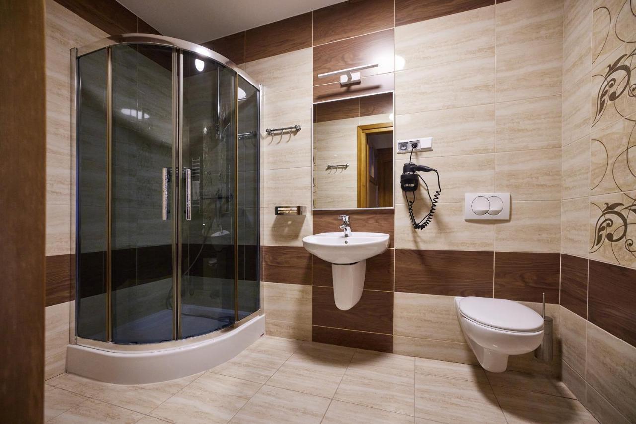 Debowy Dwor Hotel Ruda Rozaniecka Room photo